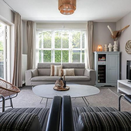 Hello Zeeland - Vakantiehuis De Elf Boompjes 64 Bruinisse Bagian luar foto